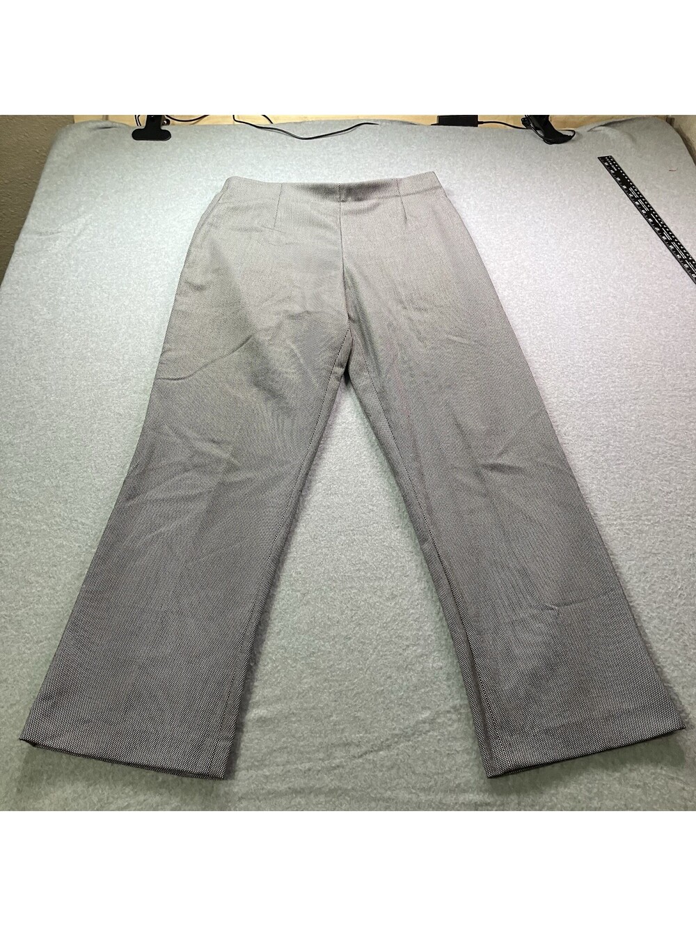 Taylor Brooke Womens Dress Slacks Black/White pattern 10 Petite
